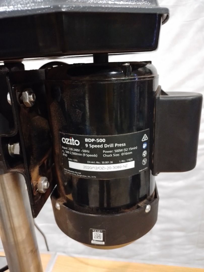 Ozito 9 Speed Drill Press BDP500, Commercial & Industrial