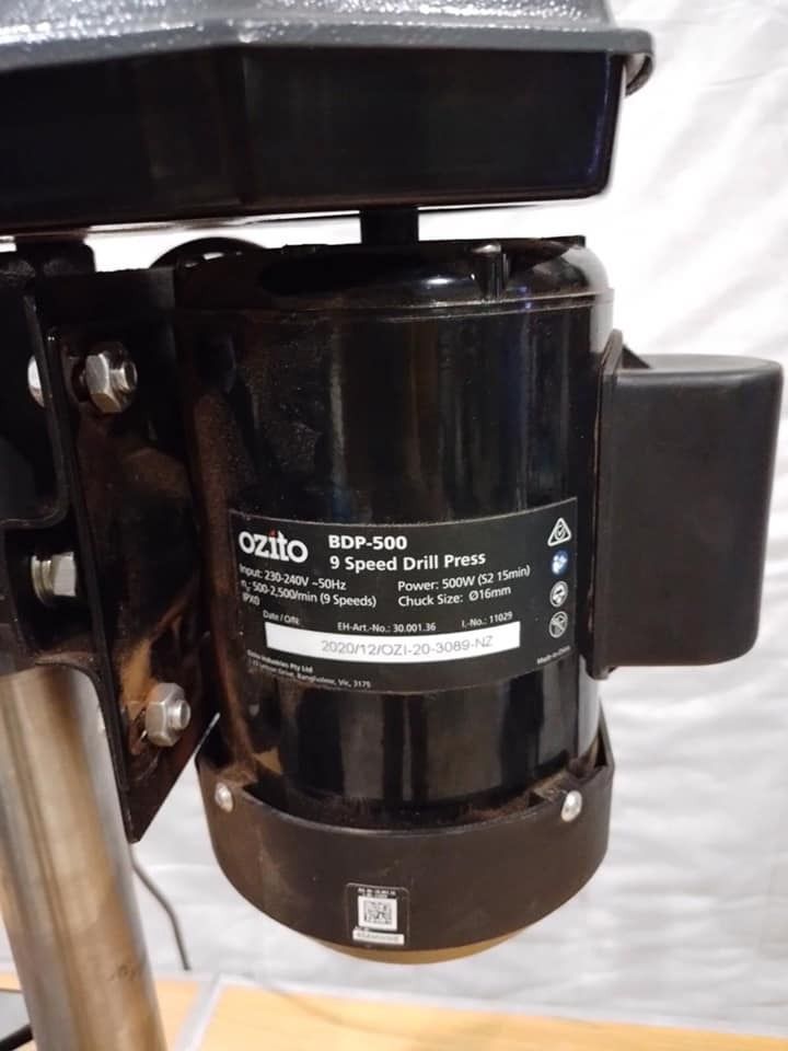 Ozito 9 Speed Drill Press BDP 500