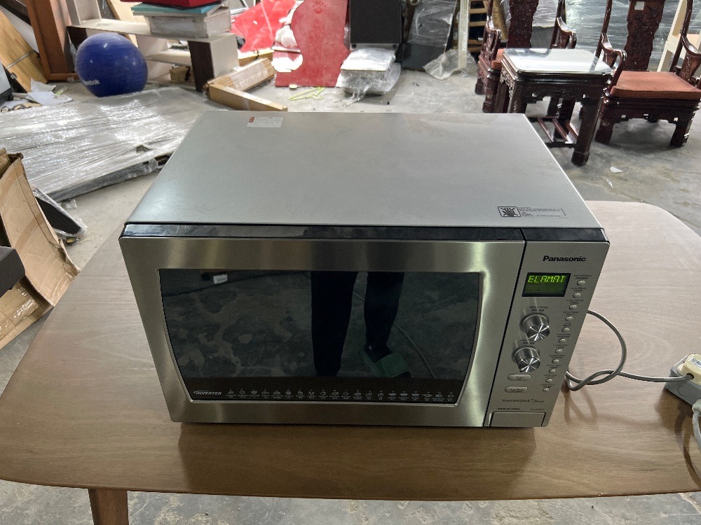 PANASONIC Inverter Convection Microwave Model NNCD997S / Gelombang