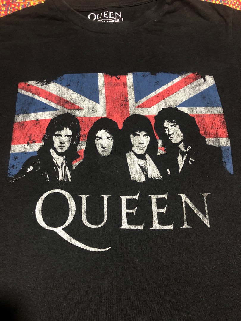 Queen band tshirt official merchandise 2018, Men's Fashion, Activewear