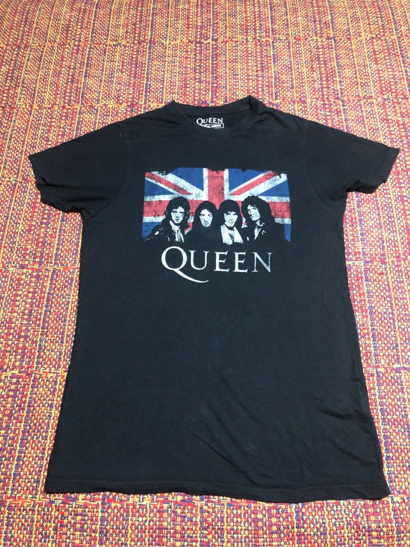 Queen band tshirt official merchandise 2018, Men's Fashion, Activewear