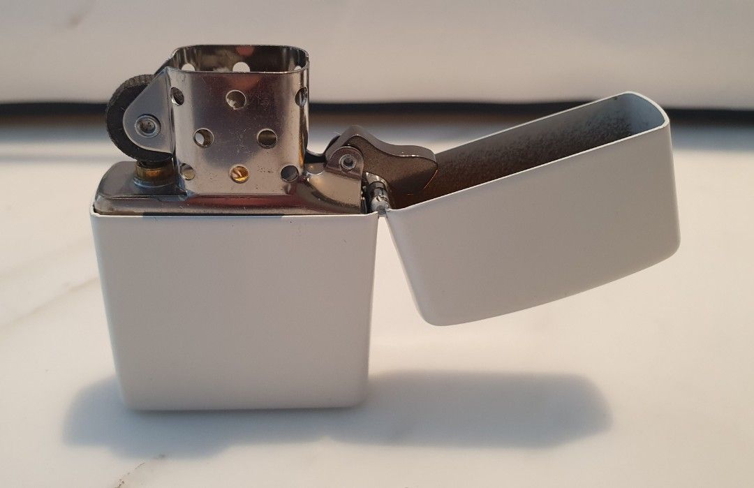 RARE Zippo Playboy Lighter Matt White, Hobbies & Toys, Memorabilia