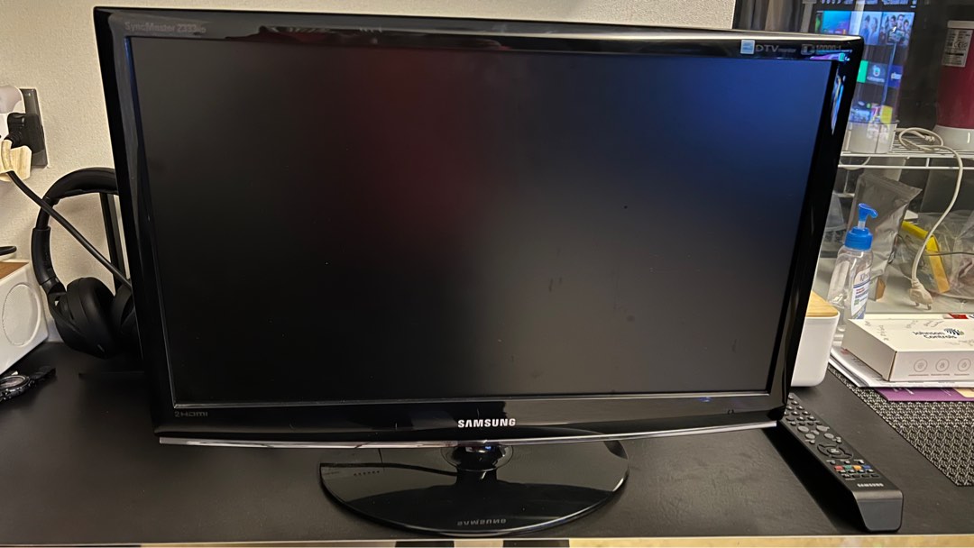 Samsung DTV 2333 HD, TV & Home Appliances, TV & Entertainment, TV on