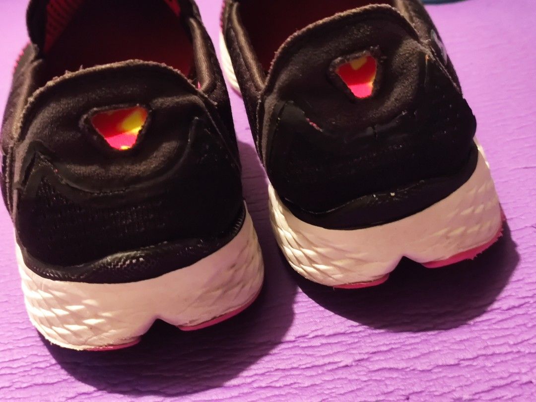 goga max shoes price