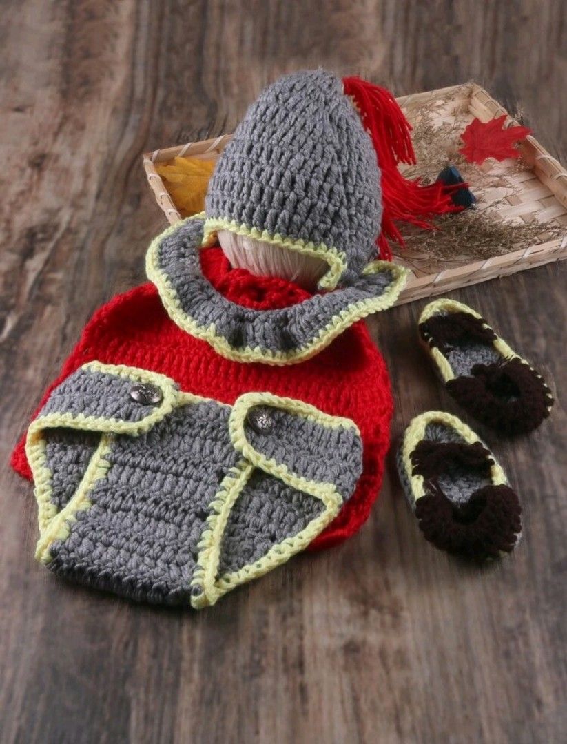 SPARTAN BABY COSTUME SET (Category: Babies & Kids Fashion) located in Antipolo. Submitted by curatedbyvinz (Listing ID 1198352895, Image 2). Description: Baby - New Born Spartan Costume Set ONHAND • Head Dress • Cape • Chest Armour Top •Short •Slipper Contrast Mesh Knit Material Material: Cotton/Polyester Sizes: Chest/Waist: 6 inchs (Stretchable) Short Length: 6.1 inchs Fits: 0 - 6 months (Please see pictures) Perfect for your babies monthly mile