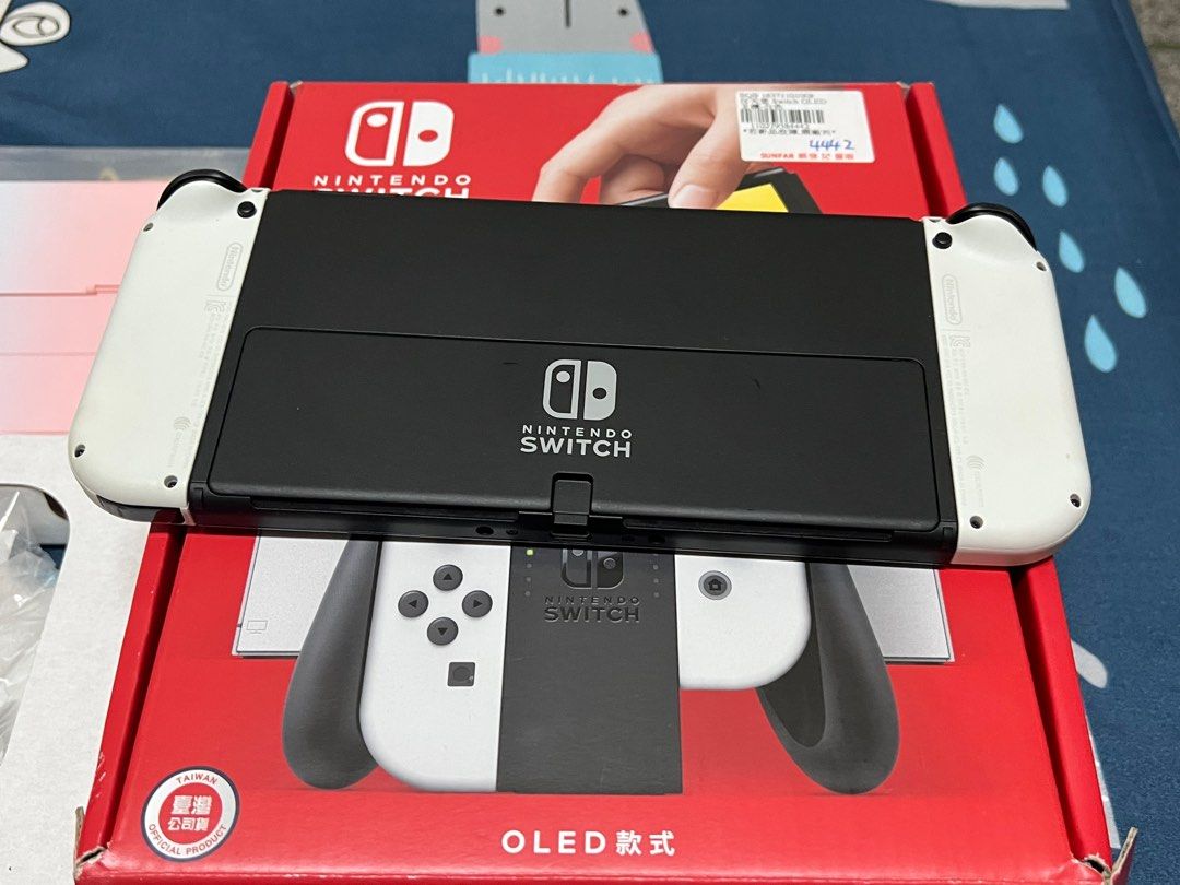 Switch OLED 臺灣公司貨, 電玩遊戲, 電子遊戲機, Nintendo 任天堂在