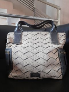 (Kategori: ) berada di . Dikirim oleh igiss (ID iklan 1198256823, Gambar 1). Deskripsi: .