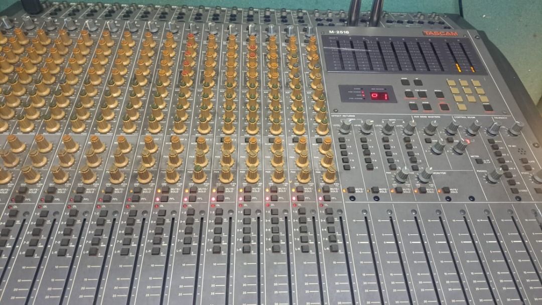 Tascam M-2516 16-ch Professional Recording Mixer, Audio, Other Audio Equipment on