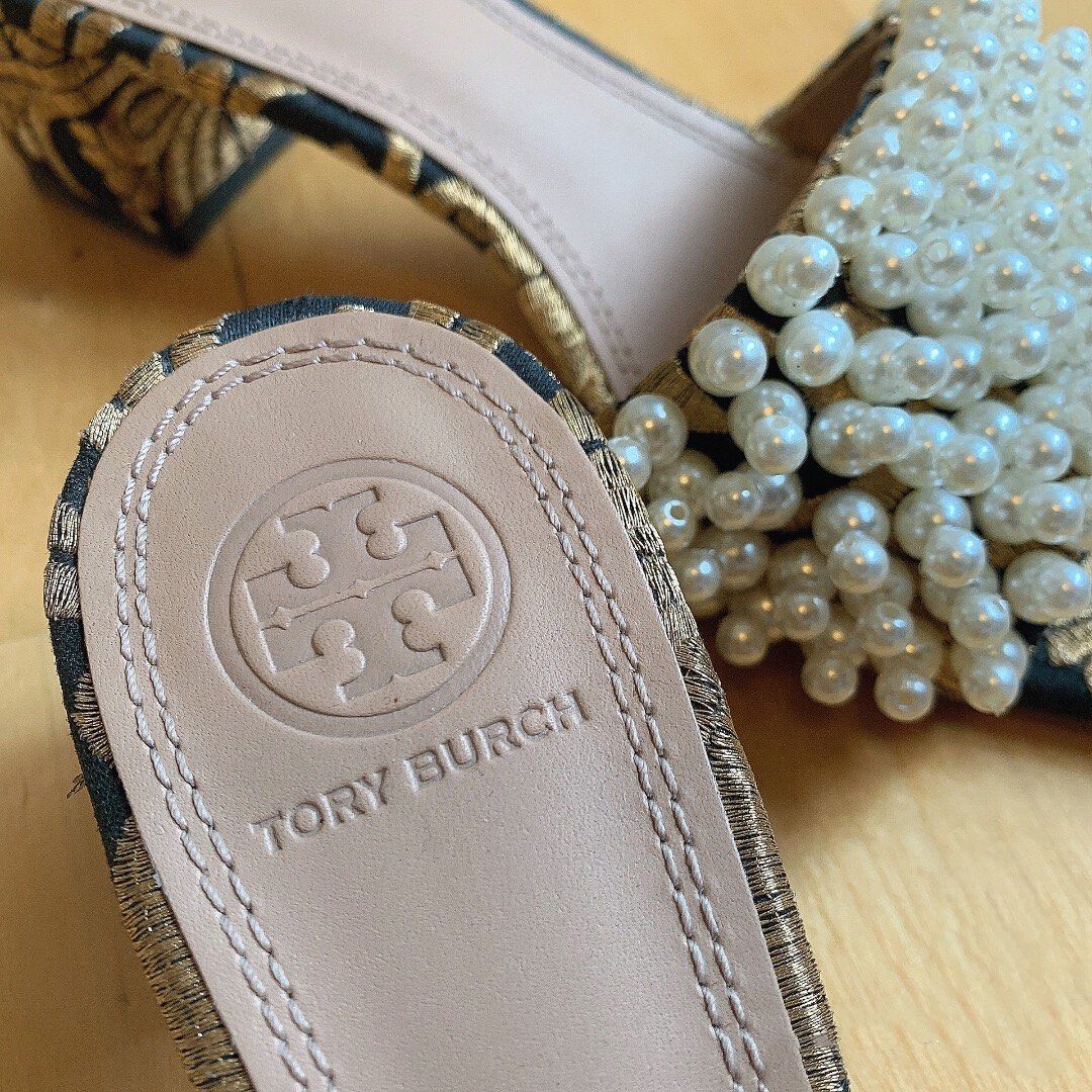 Tory burch clearance pearl heels