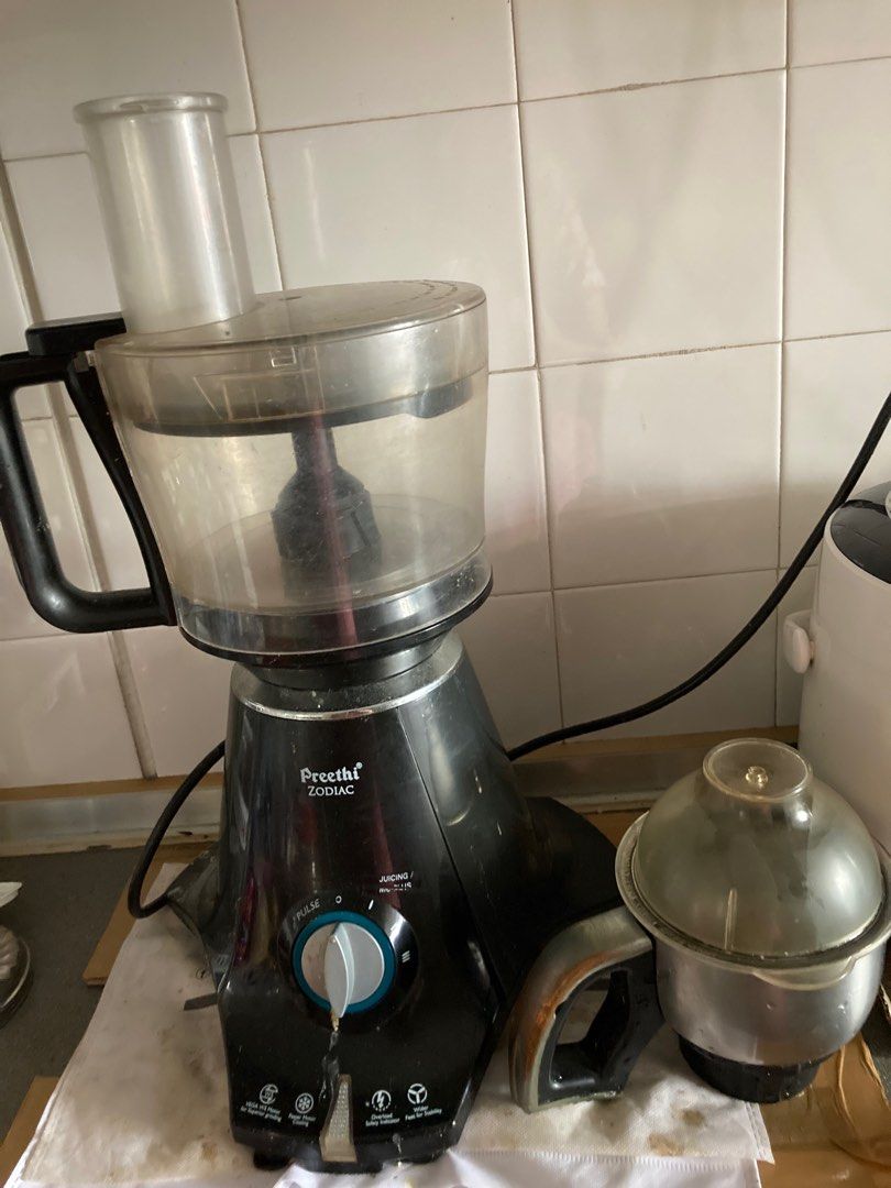 price of preethi zodiac mixer