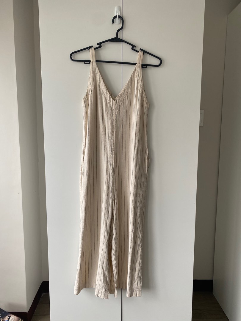 Uniqlo Linen Overalls, Women's Fashion, Dresses & Sets, Jumpsuits on