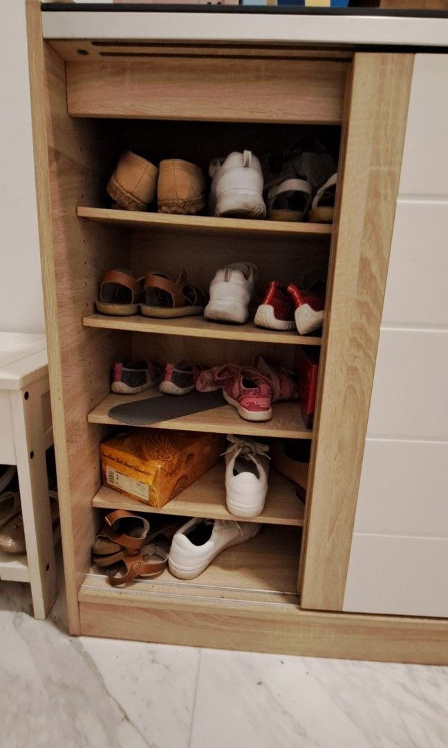 Used shoe Furniture & Home Living, Furniture, Shelves