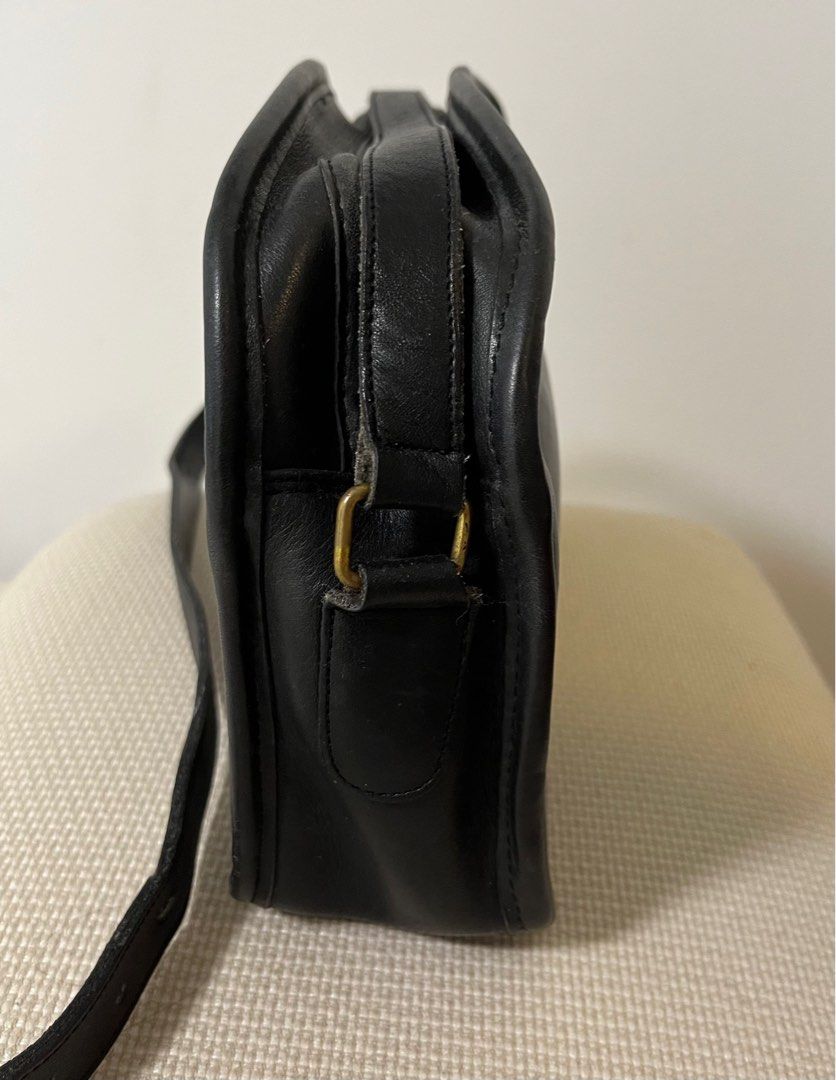 Vintage coach hot sale camera bag