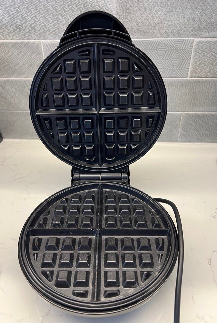 vintage waffle maker