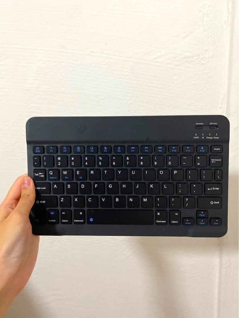 Wireless Keyboard - Bluetooth, Computers & Tech, Parts & Accessories ...