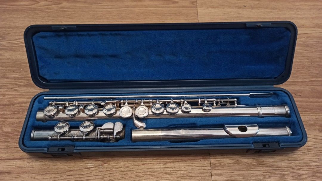 Yamaha Flute, Hobbies & Toys, Music & Media, Musical Instruments on