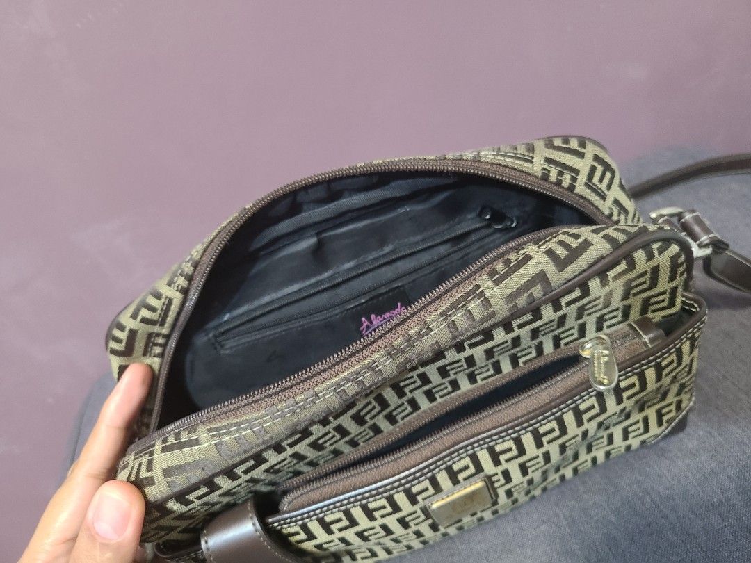 Alamode Bag, Women's Fashion, Bags & Wallets, Cross-body Bags on Carousell