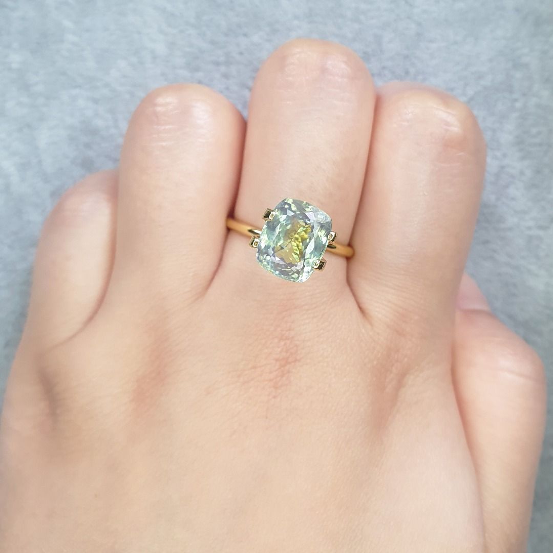 ALEXANDRITE CUSHION 4.85CT G231 CUSHION CUT GREEN GEMS SEMI