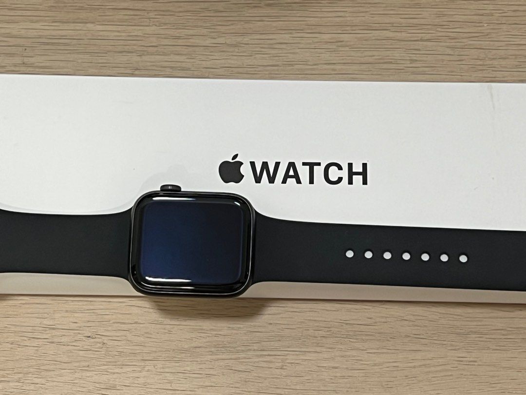 Apple watch se 44mm gps space grey black band deals