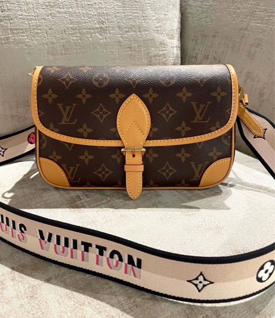 Louis Vuitton Borsa Diane, Luxury, Bags & Wallets on Carousell