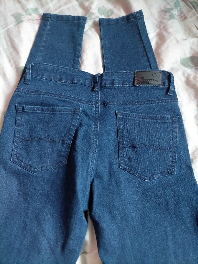 BENCH OVERHAULED JEANS, Women's Fashion, Bottoms, Jeans on Carousell