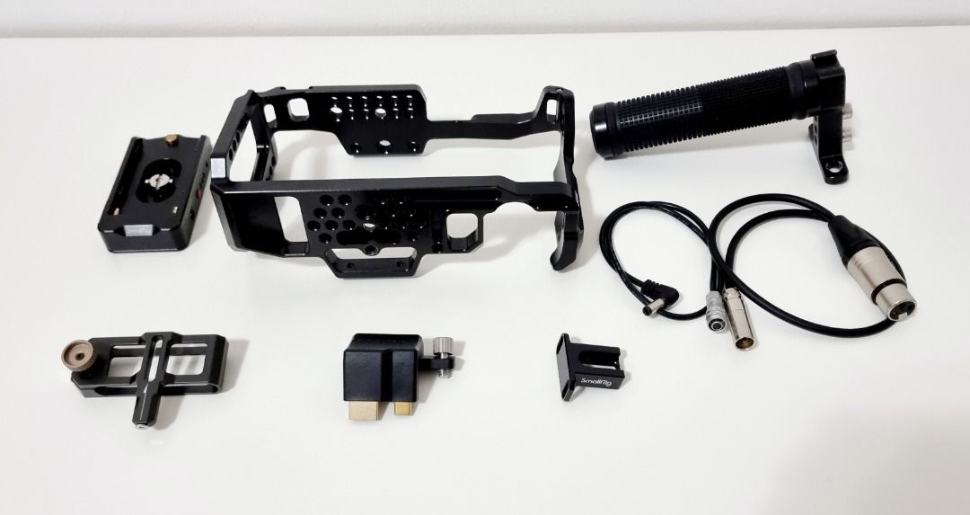 Bmpcc 4k + rig + 2 cinelens, Photography, Video Cameras on Carousell