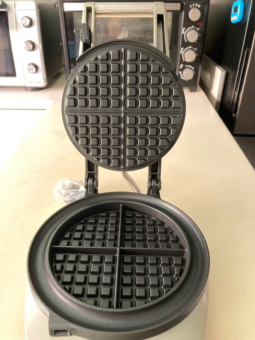 breville the no mess waffle