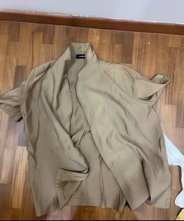 brown top
