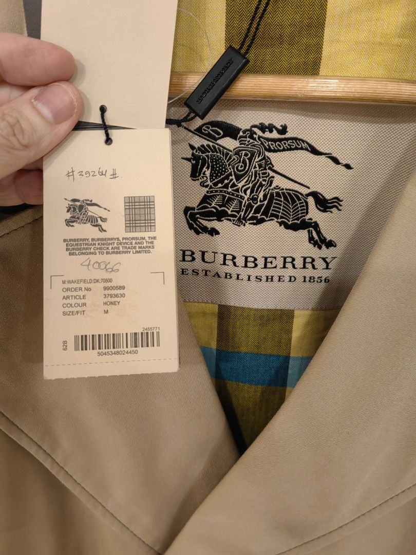 Burberry trench discount tag