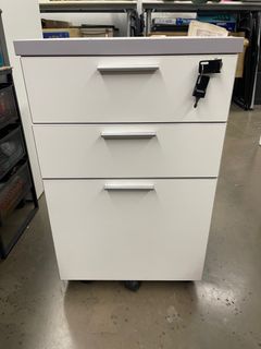 (Category: ) located in . Submitted by snjbs (Listing ID 1198457658, Image 1). Description: .