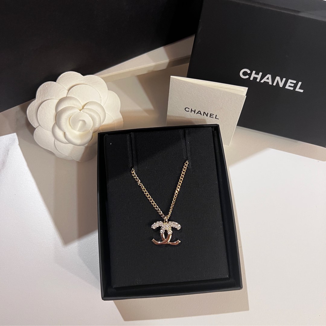 Chanel 2024 pendant price