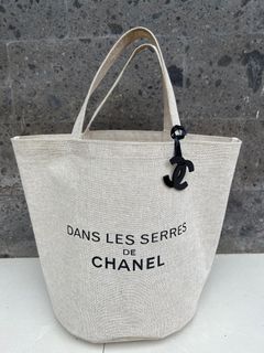 Chanel Tote Bag