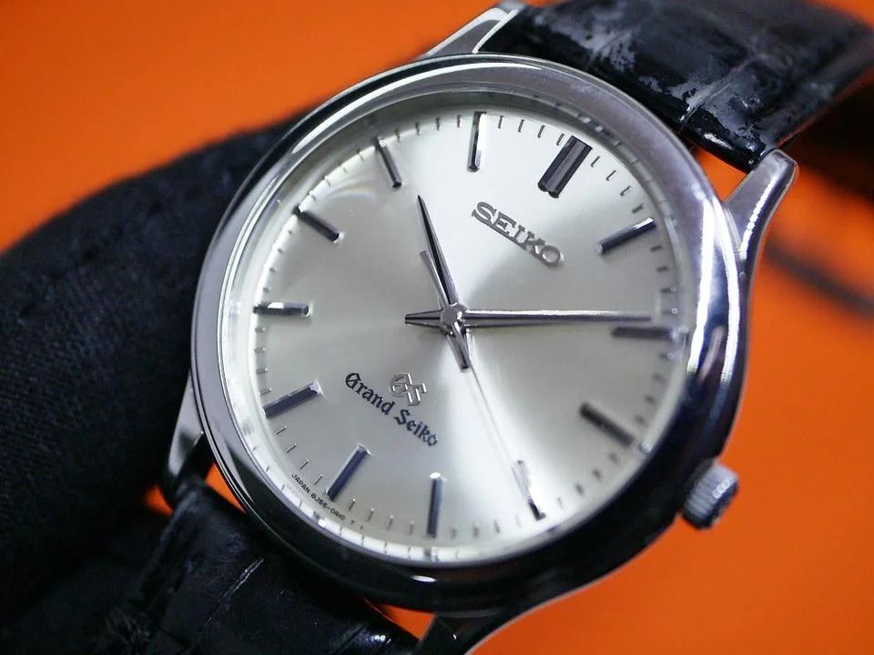 🔥CHEAPEST Grand Seiko  High Accuracy Quartz 8J55-0A10, Luxury,  Watches on Carousell
