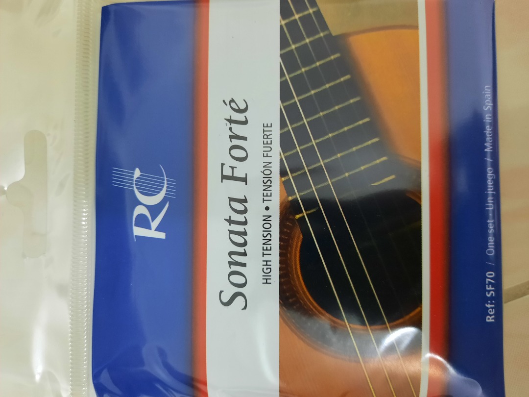 Classical guitar string, Hobbies & Toys, Music & Media, Musical