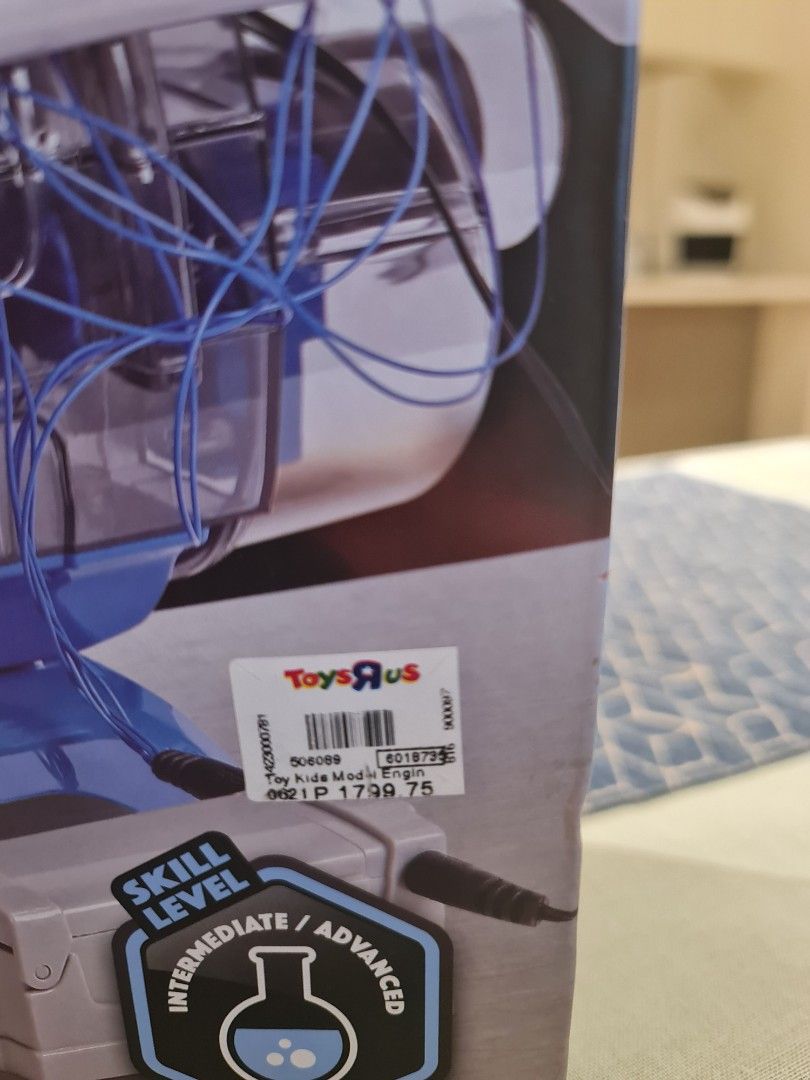 Discovery Model Engine Kit "STEM" Seal 103 Pieces, Hobbies & Toys, Toys