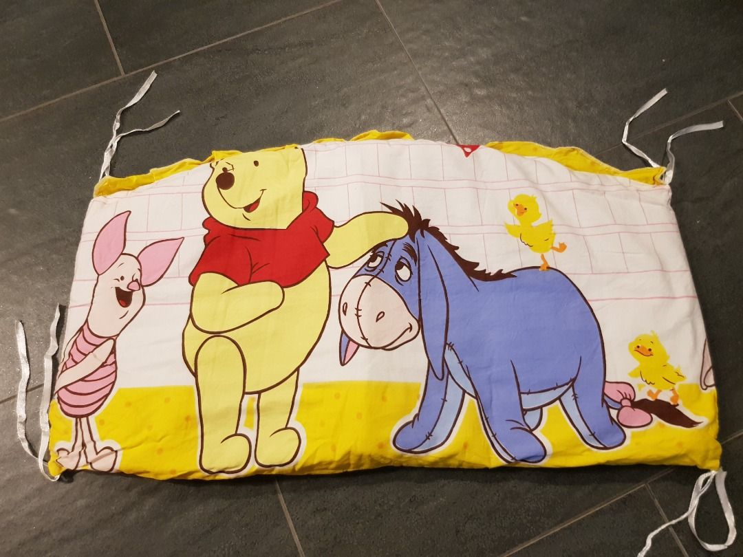 Disney Winnie the Pooh Baby Cot & Crib Safety Bumper Pad / Bed