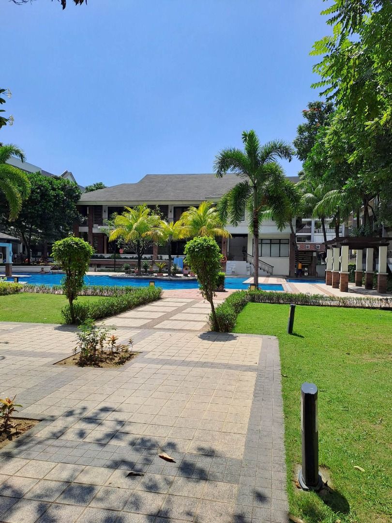 FOR SALE 2 BEDROOM UNIT WITH PARKING AT RIVERFRONT RESIDENCES PASIG