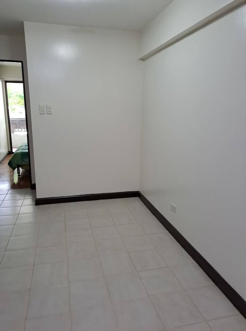 FOR SALE 2 BEDROOM UNIT WITH PARKING AT RIVERFRONT RESIDENCES PASIG
