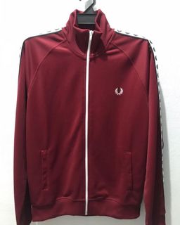 (Category: ) located in . Submitted by green.thrifstore (Listing ID 1198554047, Image 1). Description: .