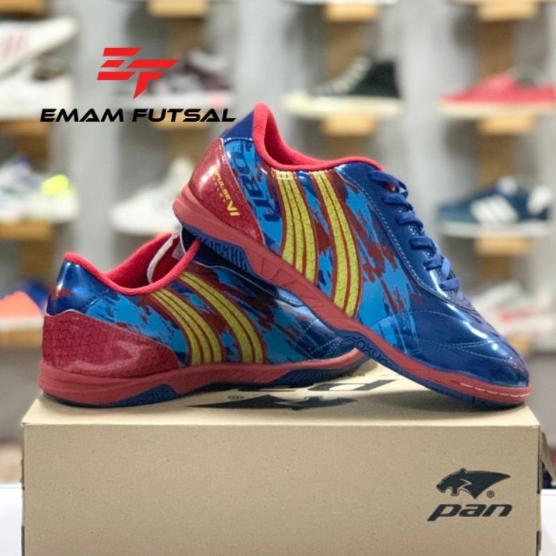 pan futsal shoes