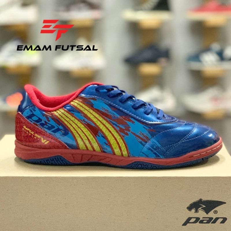 pan futsal shoes