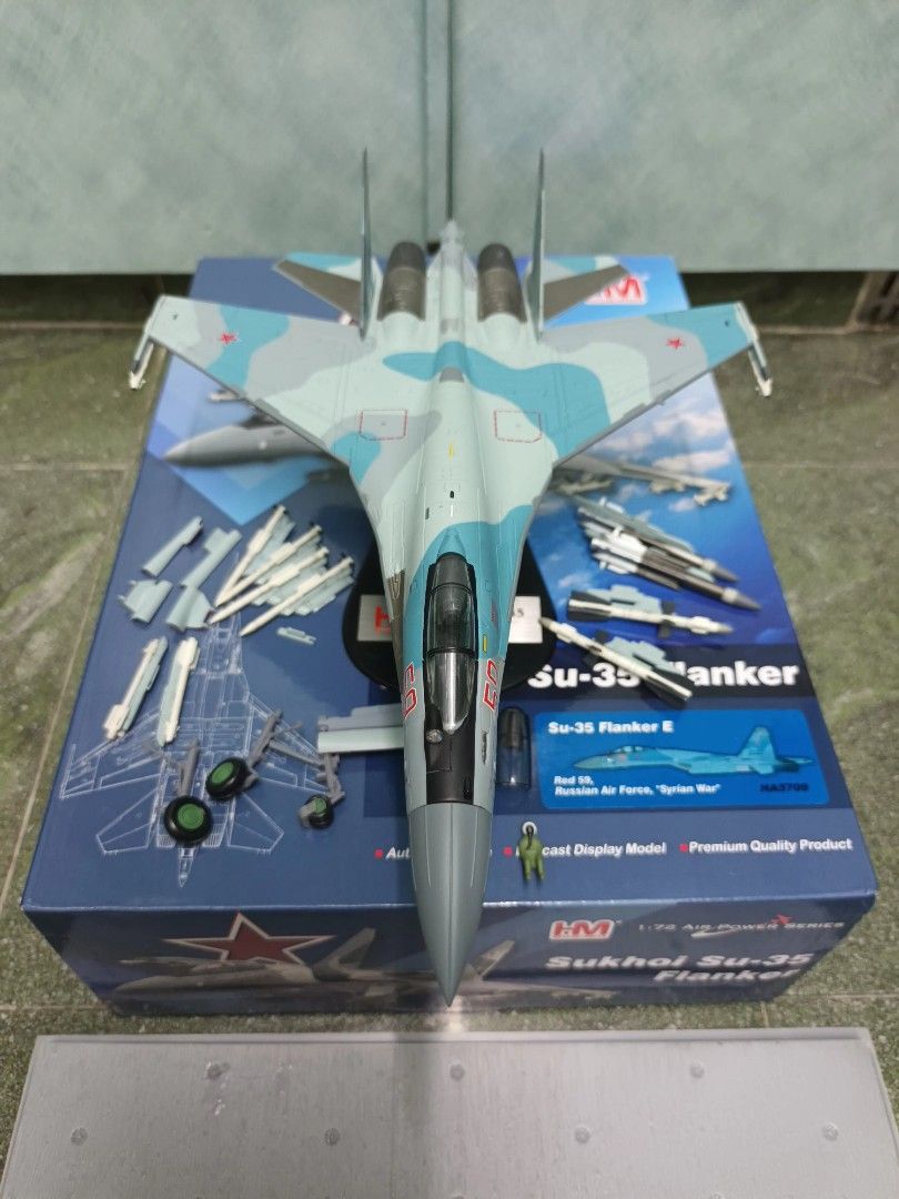 Sukhoi SU-35 - Hobby Master HA5709, 興趣及遊戲, 玩具& 遊戲類 