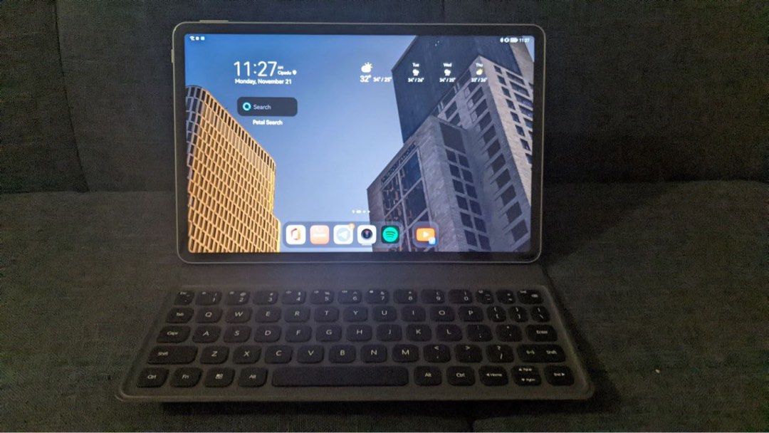 Huawei Matepad 11, Elektronik, Komputer, Laptop di Carousell