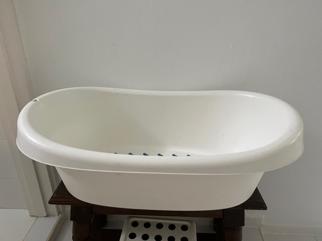IKEA bathtub, Babies & Kids, Bathing & Changing, Bathtub & Bath