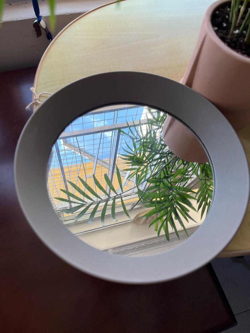 Ikea Langesund mirror 25cm , 傢俬＆家居, 家居裝飾, 鏡 Carousell