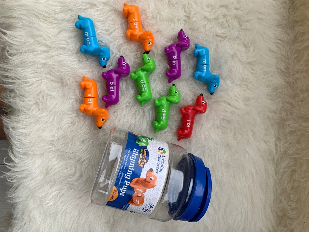 Learning Resources Rhyming Pups 18 piece set, Toys & Collectibles
