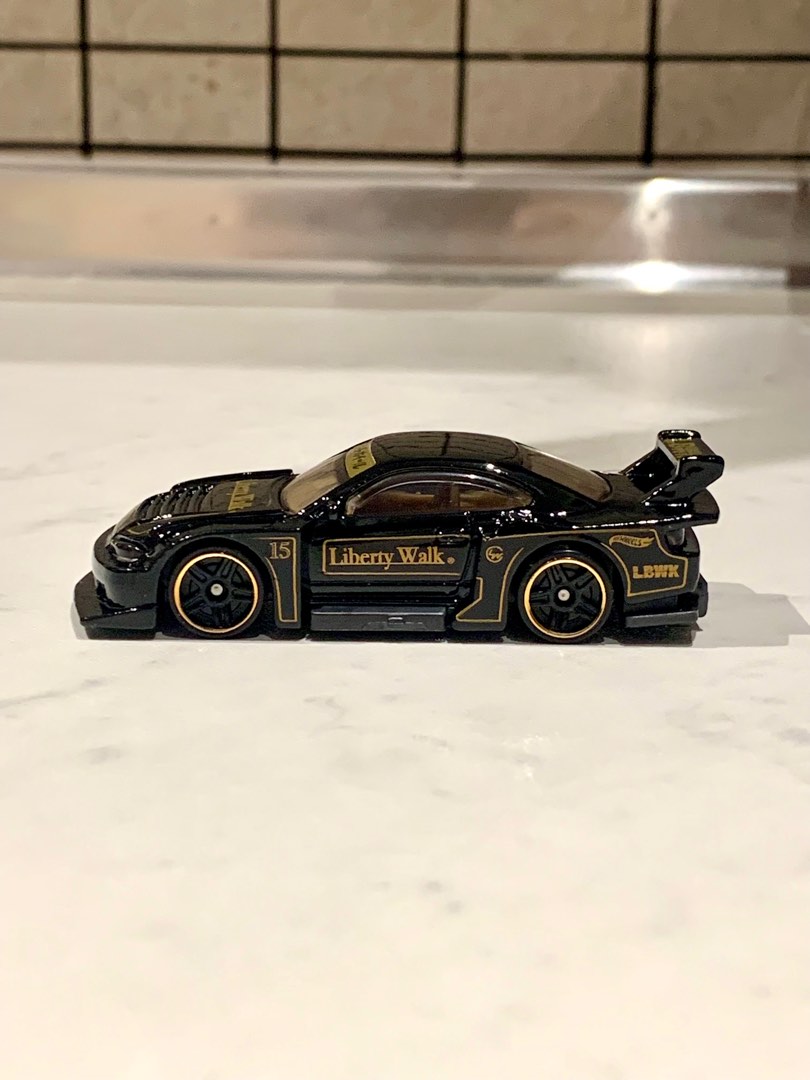Free Postage Loose Mint Lb Super Silhouette Nissan Silvia S15 Black Gold Edition Hotwheels 8010
