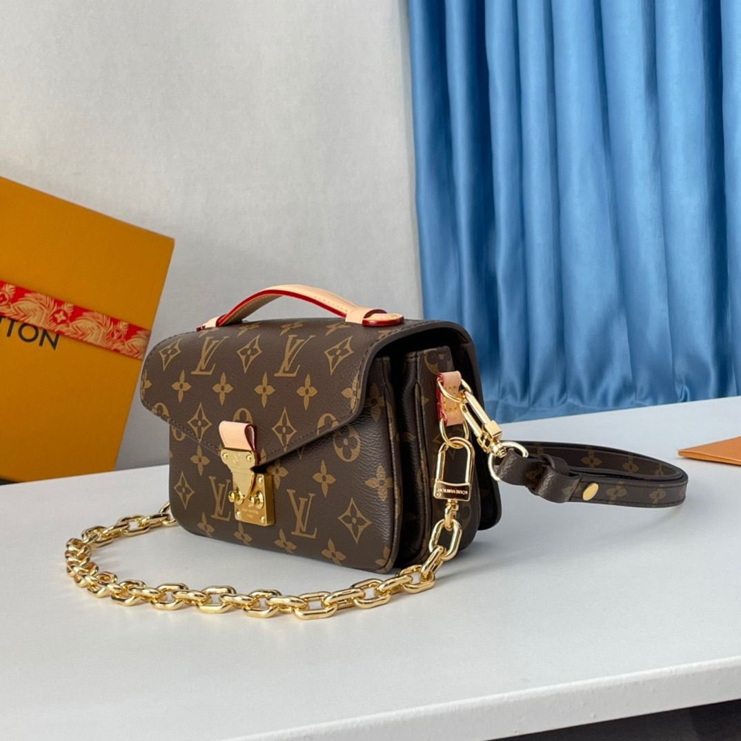 LV POCHETTE METIS EAST WEST M46279 in 2023