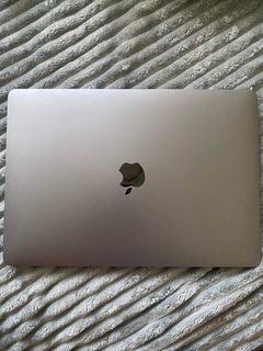 MacBook Pro 13” M1 Chip - 256gb