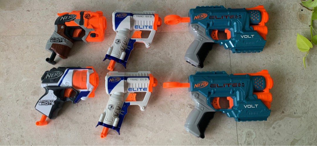 Nerf guns and protection goggles, Hobbies & Toys, Toys & Games on Carousell